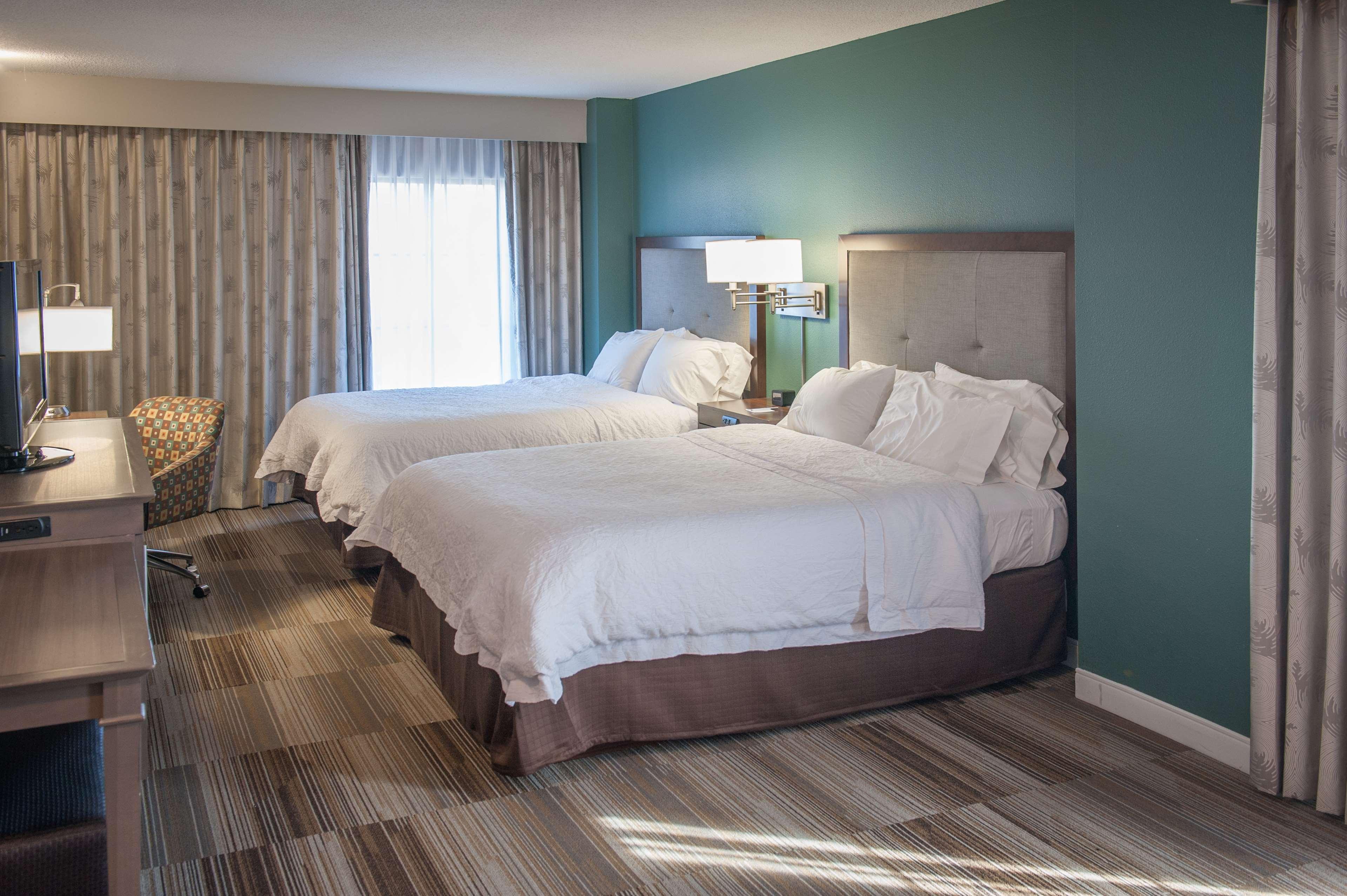 Hampton Inn And Suites New Orleans Convention Center Экстерьер фото