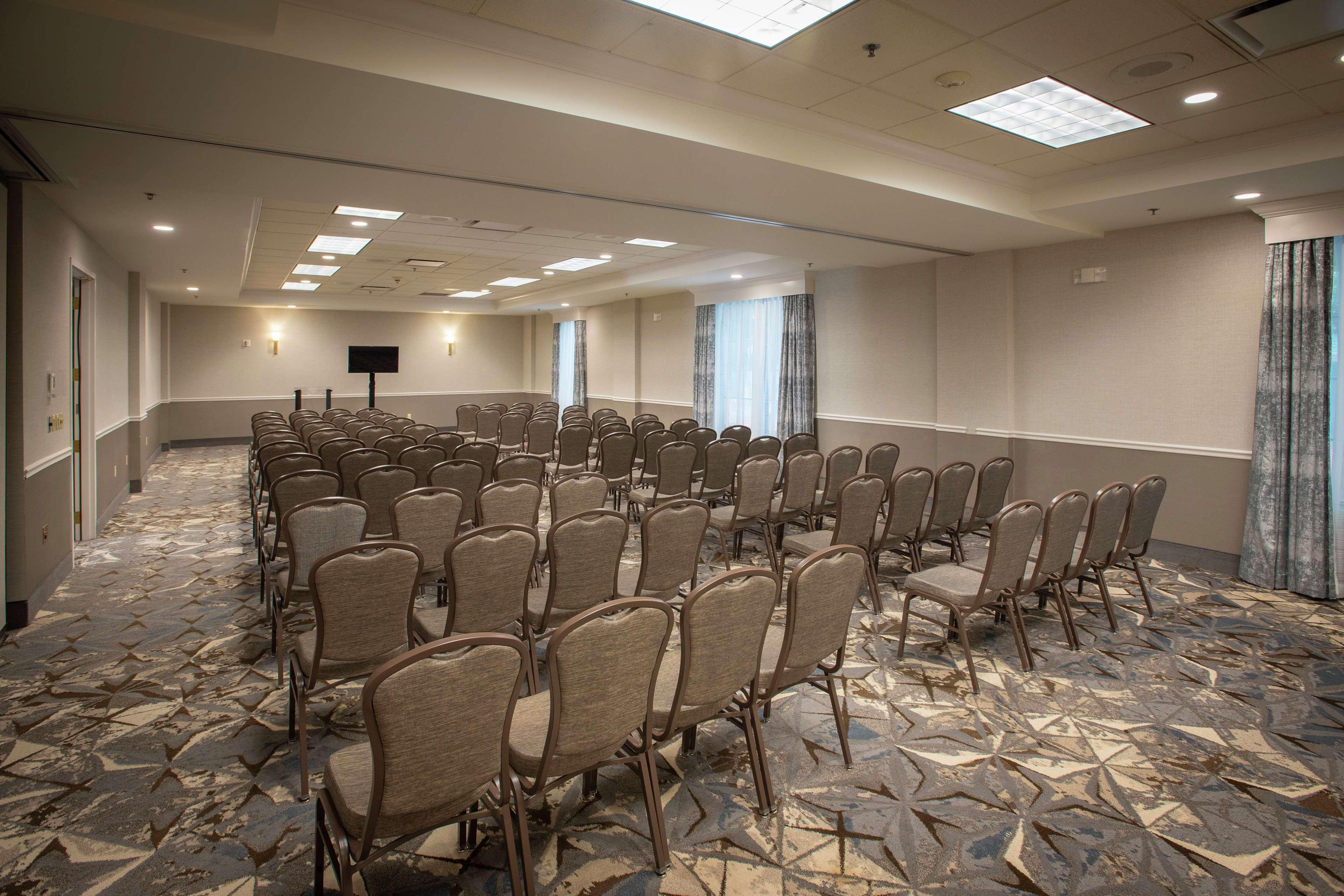 Hampton Inn And Suites New Orleans Convention Center Экстерьер фото