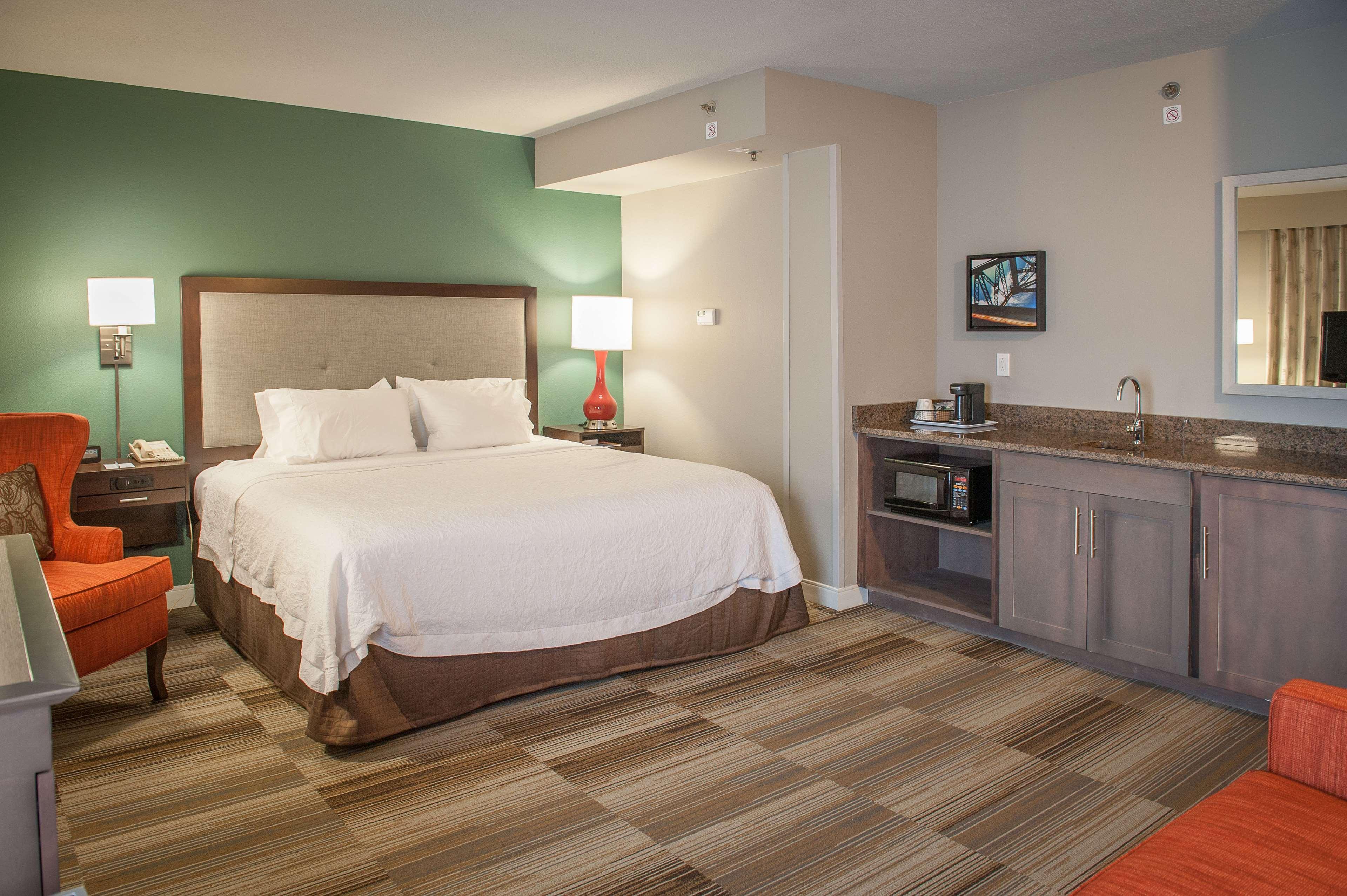 Hampton Inn And Suites New Orleans Convention Center Экстерьер фото