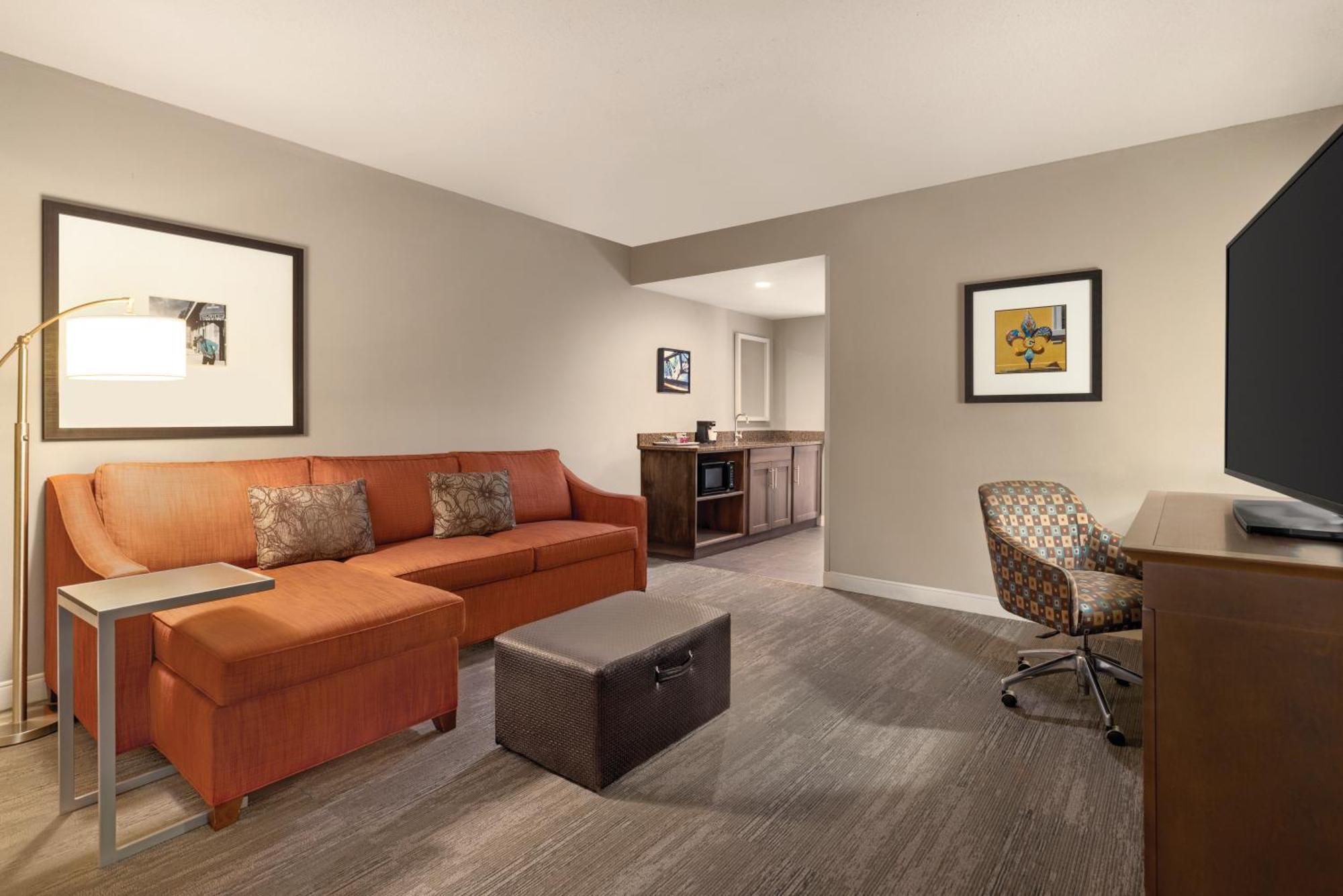 Hampton Inn And Suites New Orleans Convention Center Экстерьер фото