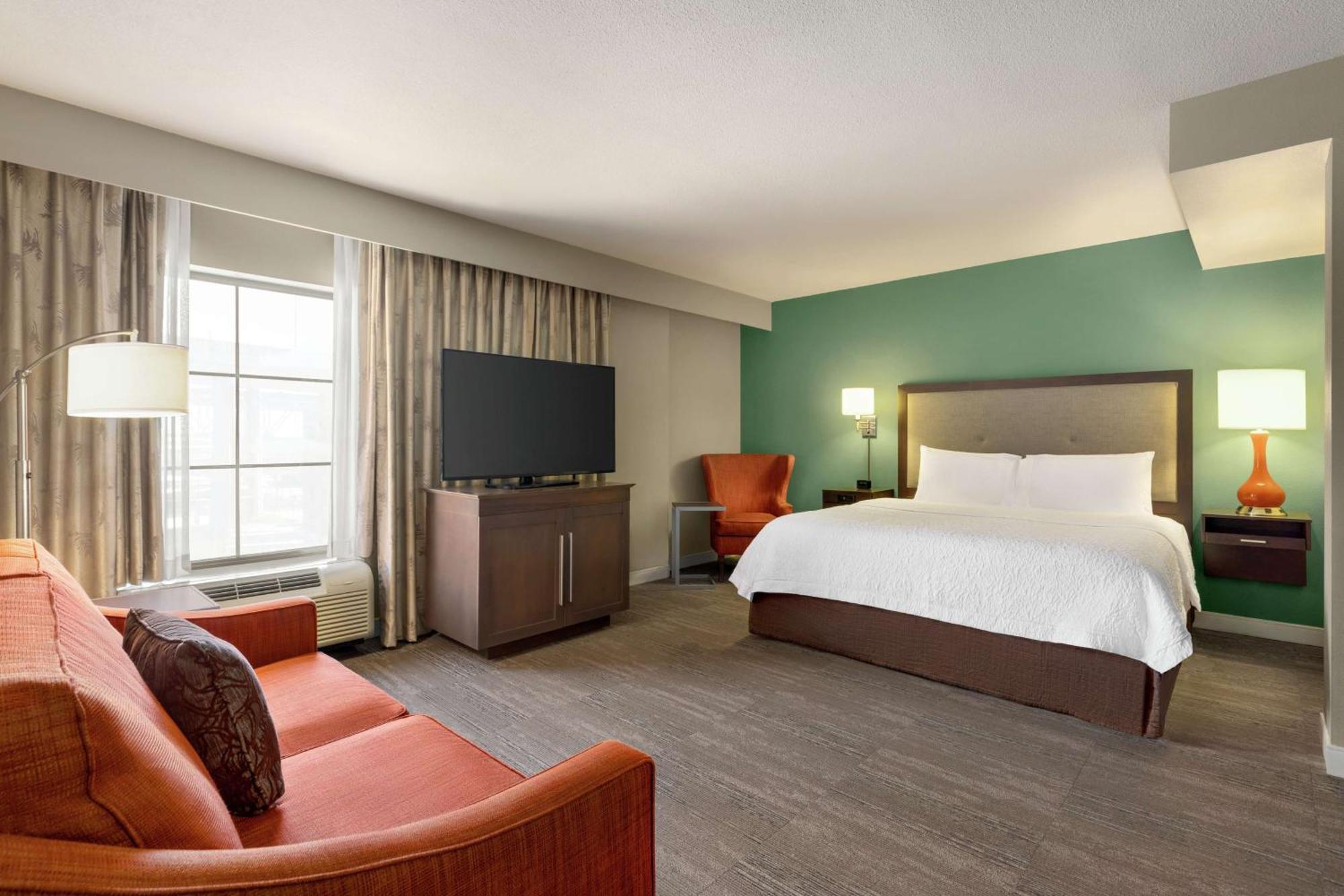 Hampton Inn And Suites New Orleans Convention Center Экстерьер фото